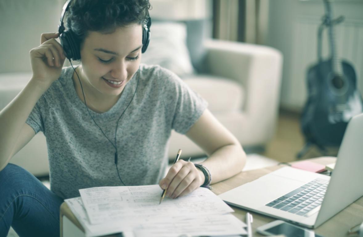 Novalirionex Seminarraum mit aktiver Franchise-Diskussion